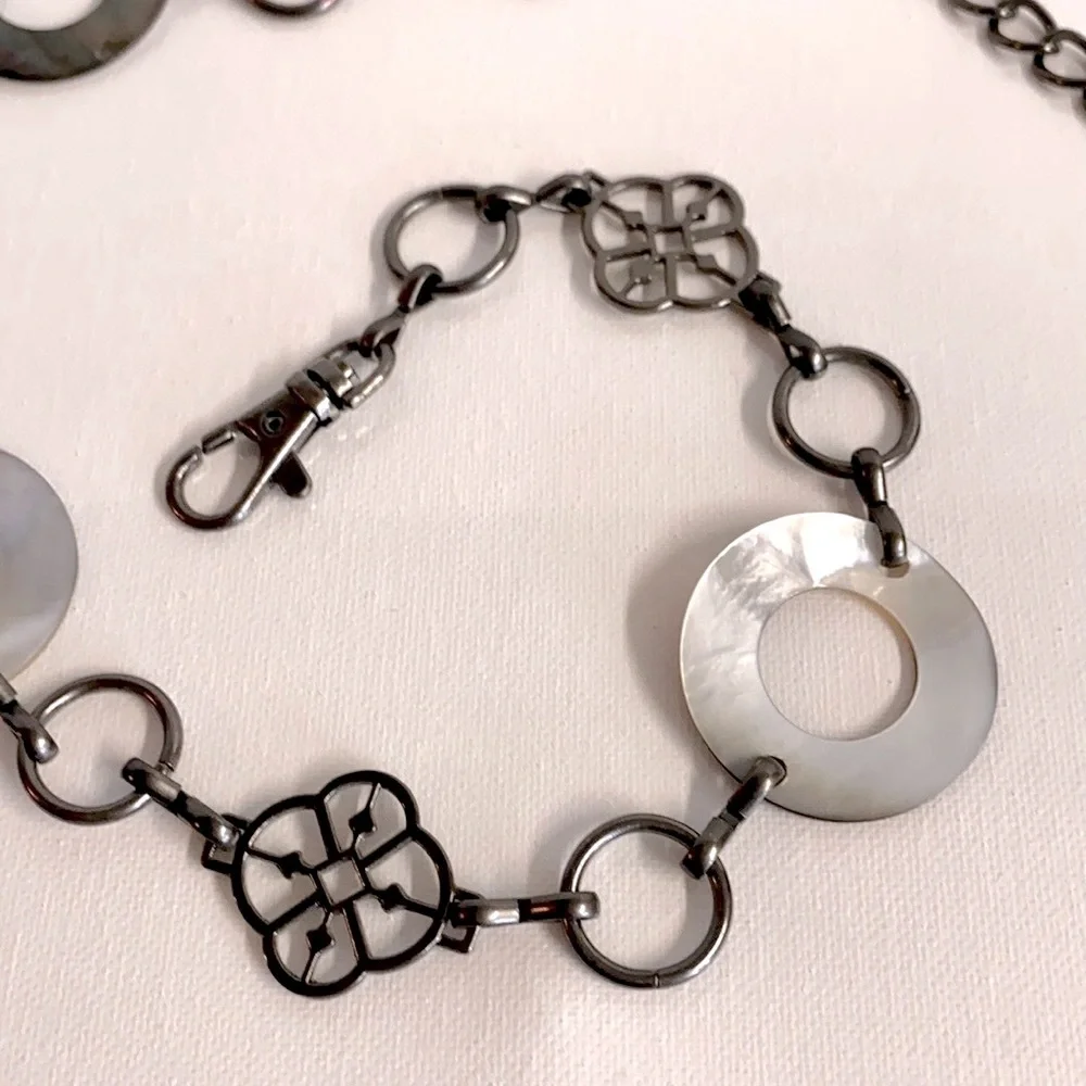 Vintage 80s Silver Hip Hugger Boho Statement chain belt with shell rings.48”